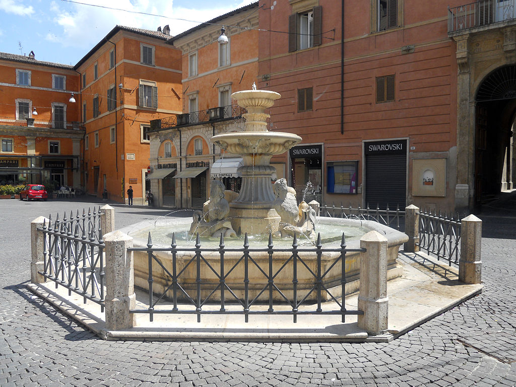 Fontana dei delfini